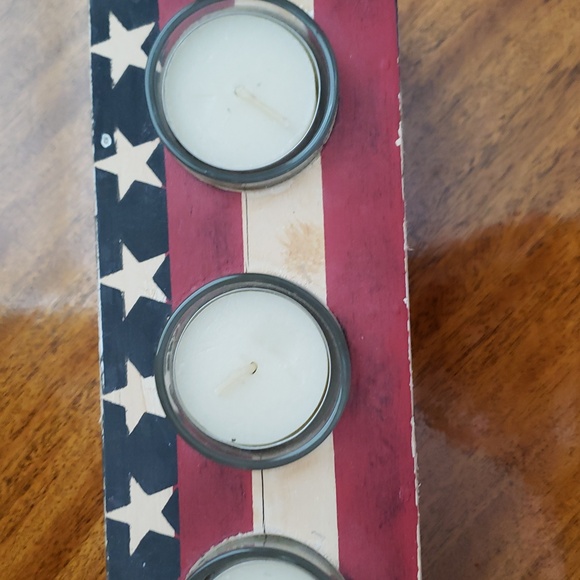 Coldwater Creek Patriotic Candle Holder with Stars and Stripes - Picture 11 of 11